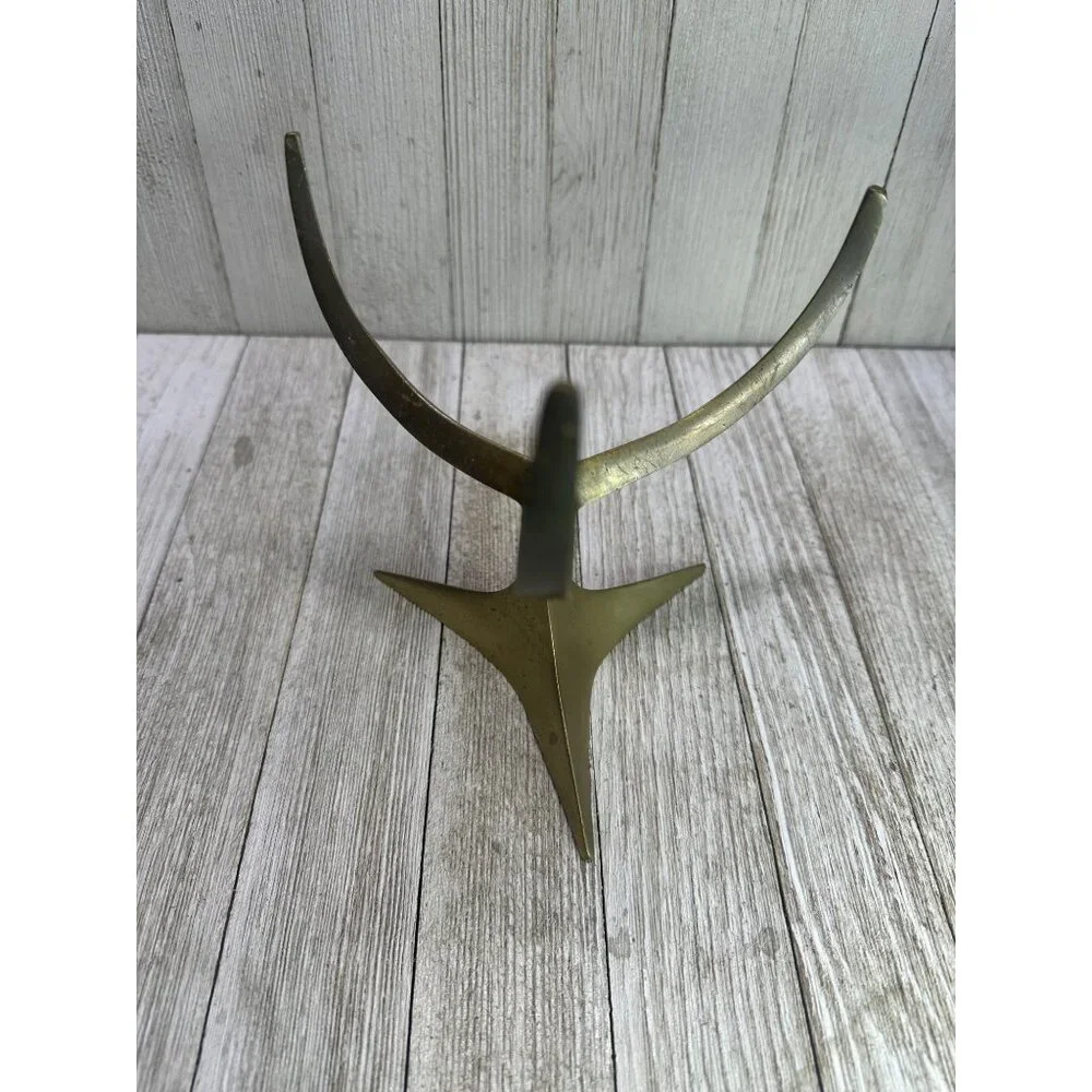 Vintage Brass 6" Tall Claw Sculpture Stand for Home Decor Piece MCM Industrial - Picture 3 of 8